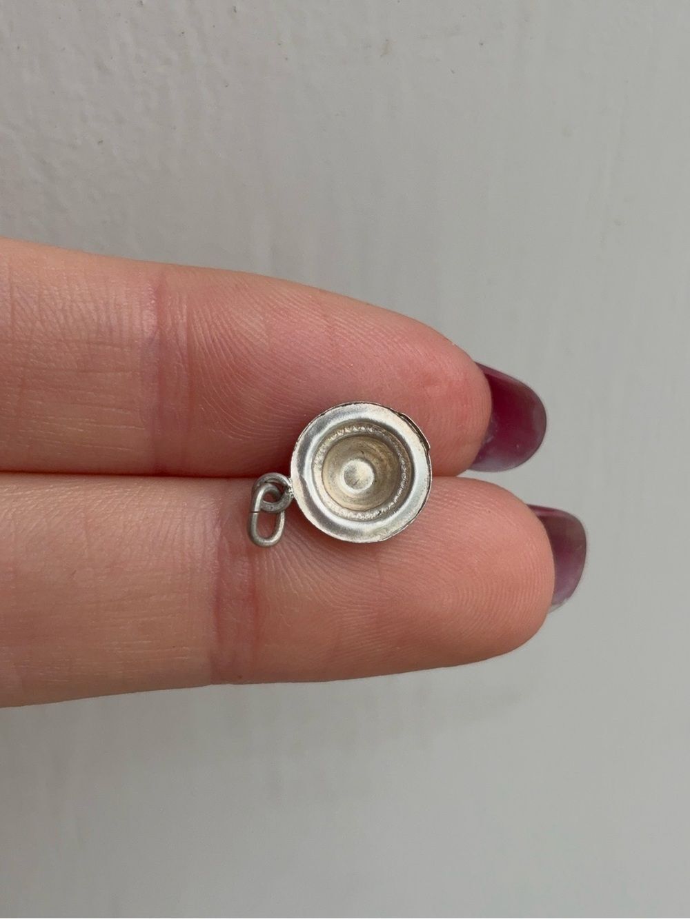 Vintage Alpine Hat Silver Lightweight Charm Pendant with Blue Enamel - Picture 4 of 5